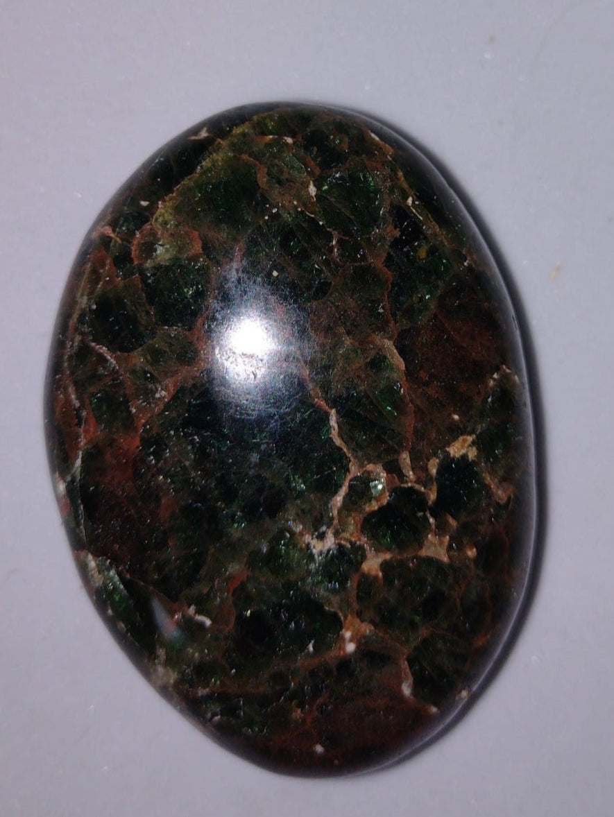 Granaat in toermalijn