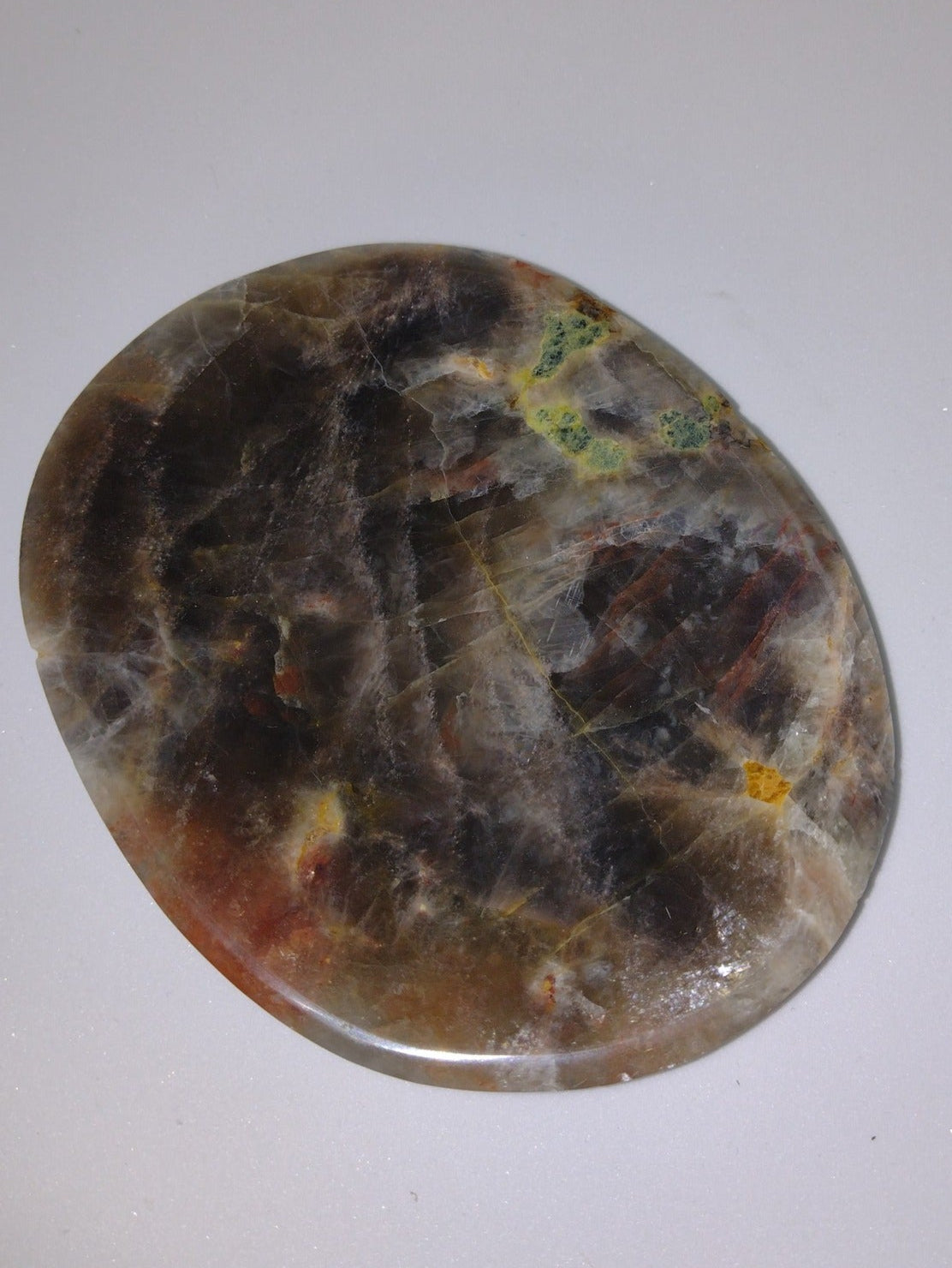 Zwarte maansteen schaaltje